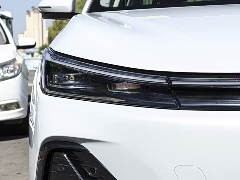 2025�� EM-i 70km ������