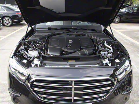 2025�� �Ŀ� E 260 L