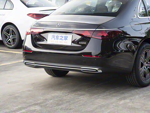 2025�� �Ŀ� E 260 L