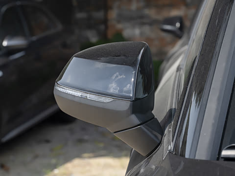 2026�� 45�����ذ� 40 TFSI ����������