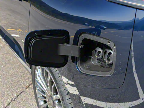 2025�� �Ŀ� 350 Max���������״��