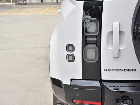 2026�� 110 3.0T P400 X