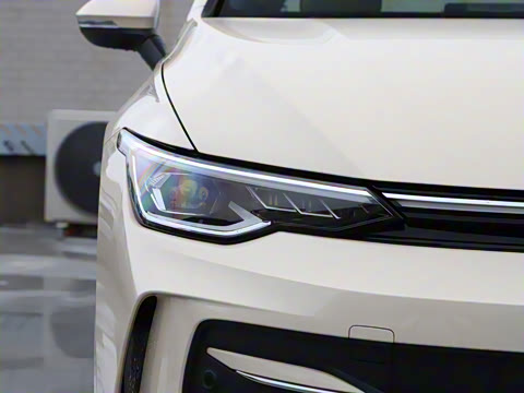 2025�� �Ŀ� 300TSI Pro