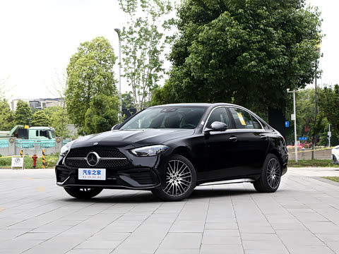 2026�� �Ŀ� C 260 L �˶���
