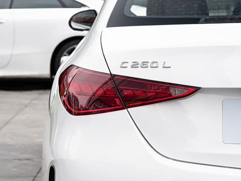 2026�� C 260 L �˶������
