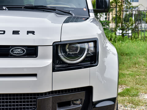 2026�� 110 3.0T X-Dynamic HSE