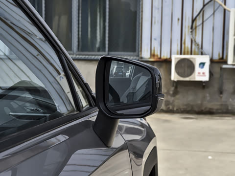 2026�� ˫�� 2.0L ������Ӣ��