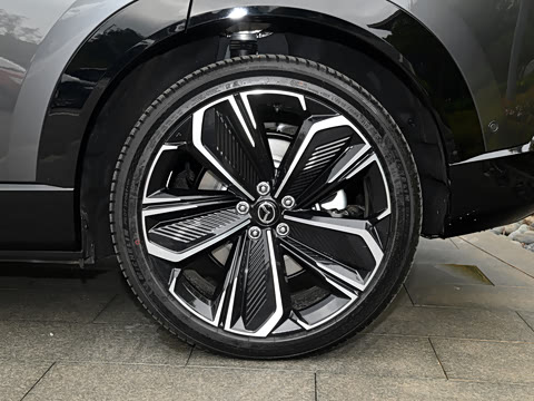 2025�� ����600 Max