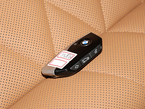 2026�� 735Li ������װ