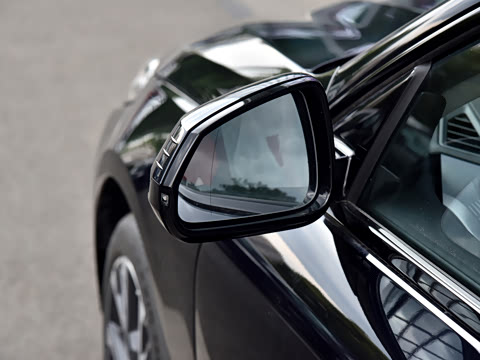 2026�� 225L M�˶���װ