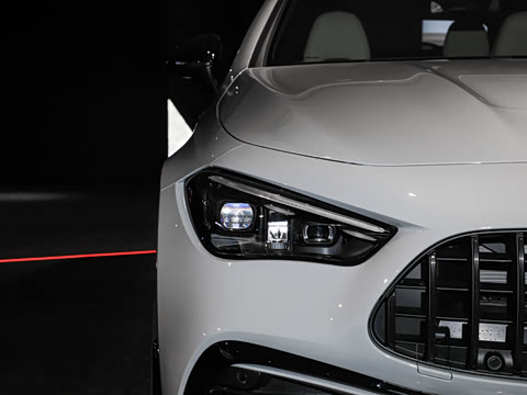 2026�� �Ŀ� AMG CLE 53 4MATIC+ ������ܳ�