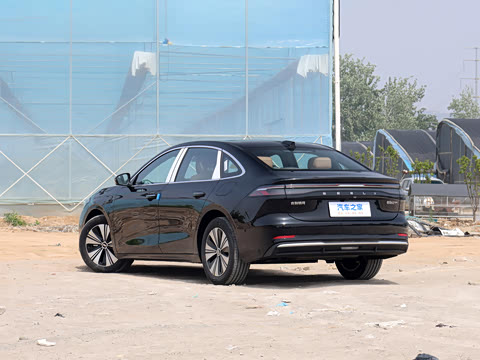 2026�� EM-i 235km ̽��+��