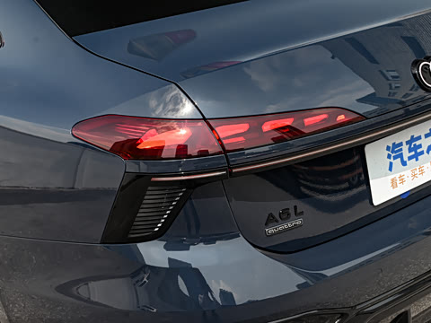 2026�� 2.0T quattro ������	