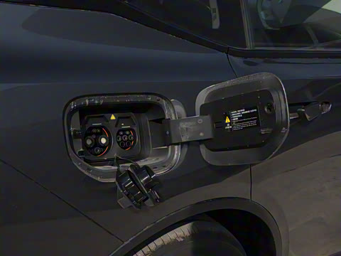 2026�� 550Max��ΪǬ��ADS SE��