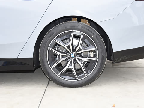 2024�� 530i ������ M�˶���װ