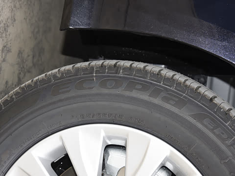 2026�� 1.8L ˫�� �ȷ��