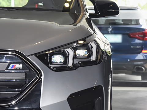 2026�� M35i