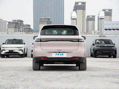 2025�� 600������