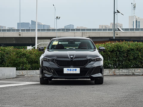 2026�� 530Li ������ M�˶���װ