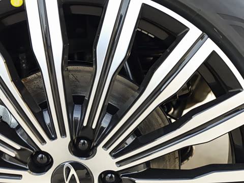 2027�� 2.0T �Զ�����������