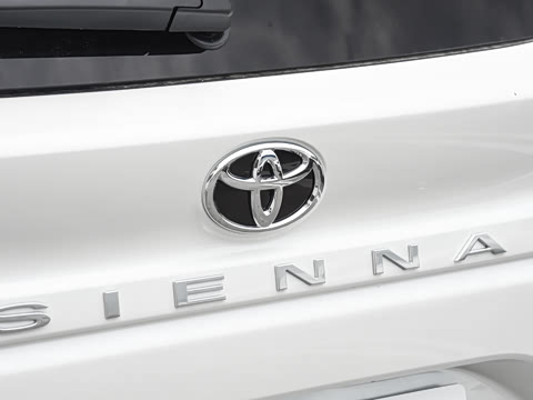 2027�� 2.5L ˫��������������