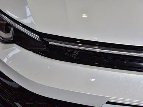 2026�� 300TSI R-Line