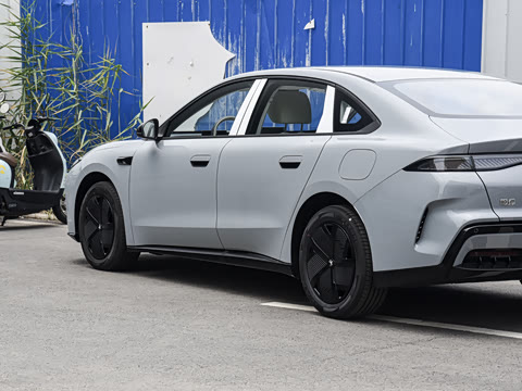 2026�� 460PLUS