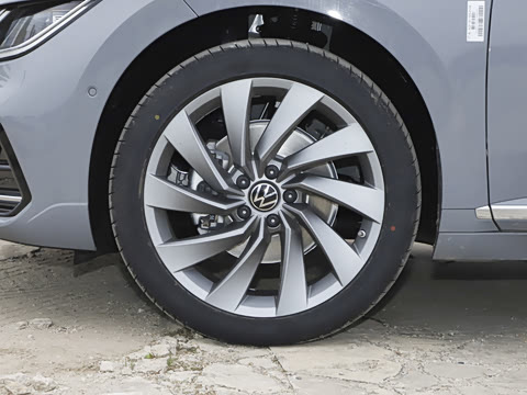 2026�� 3000������ѡ�� 380TSI ��Ŀ