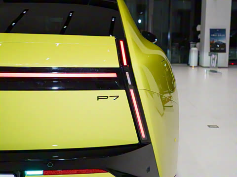 2025�� 702 ������ Ultra