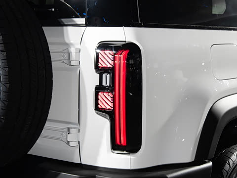 2025�� Ԫ�����а�