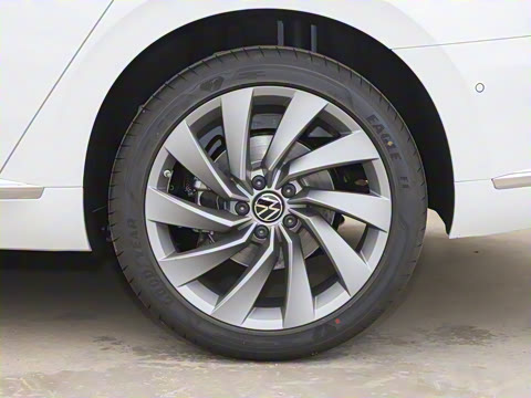 2026�� 3000������ѡ�� 380TSI ��Ŀ