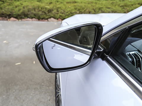 2026�� 2.0TD �Զ���Ӣ 7��