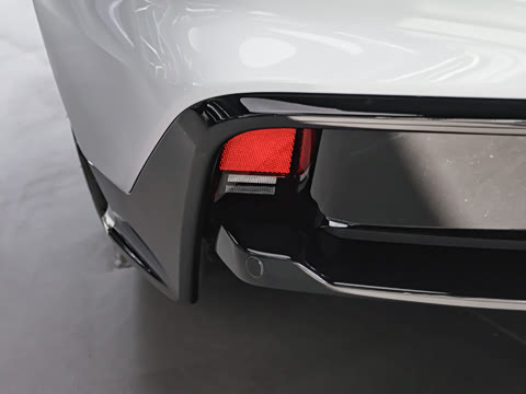 2026�� 600 SE 5��