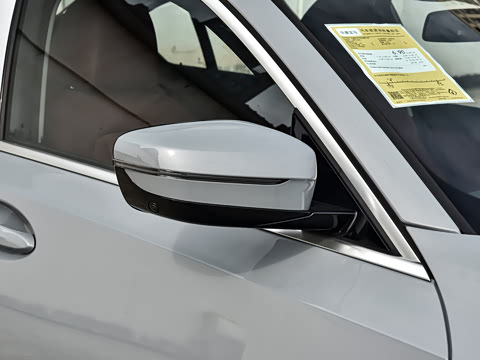 2026�� 325Li M�˶���װ