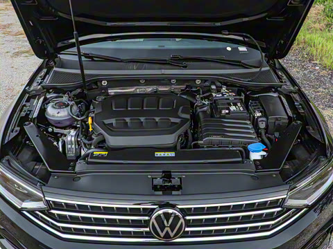 2025�� �Ŀ��� ������ 330TSI DSG������