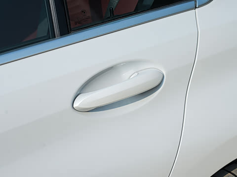 2026�� 325i M�˶���װ