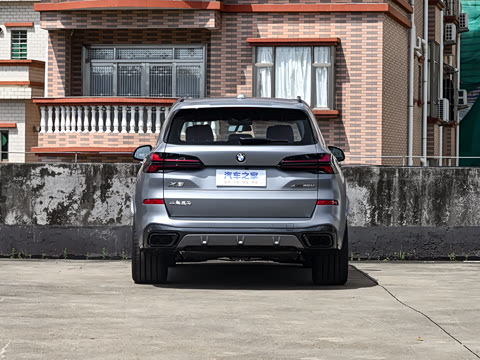 2025�� xDrive 40Li ������M�˶���ҹ��װ