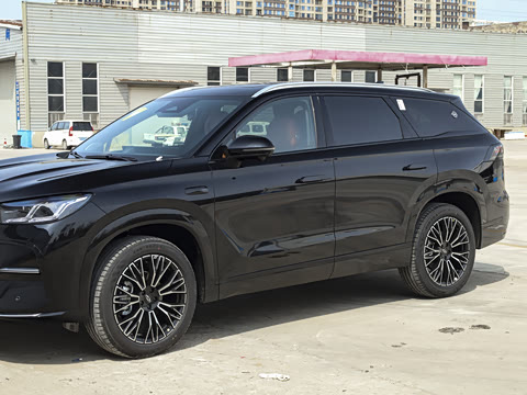 2027�� 2.0T ˫������������