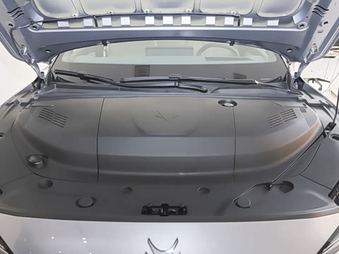 2025�� �Ŀ� 560MAX 185kW