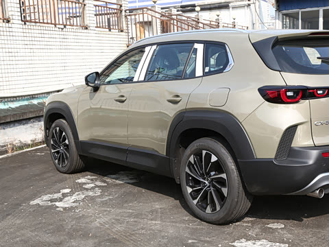 2026�� 2.5L ���а�