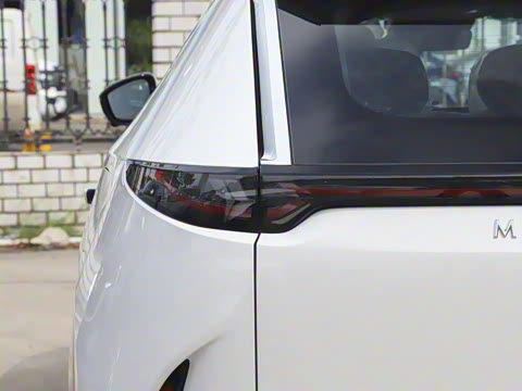 2025�� ����200 Pro