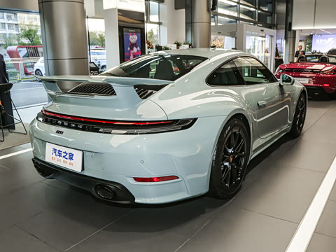 2026�� Carrera 3.0T