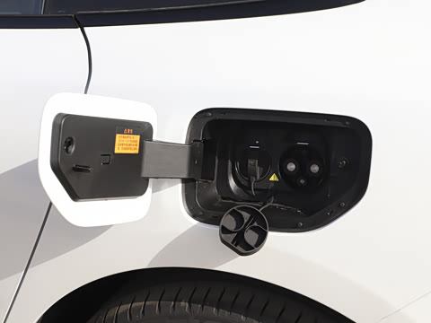 2026 007+  650 Ultra+״