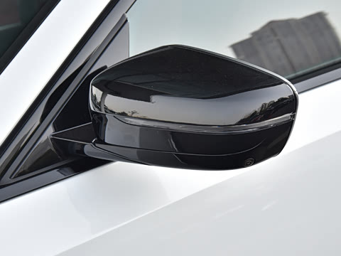 2026�� �Ŀ� eDrive 40 L ��ҹ��װ