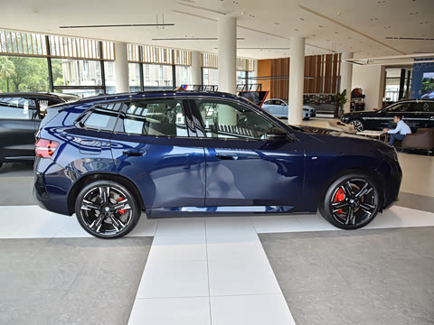 2026�� M50 xDrive