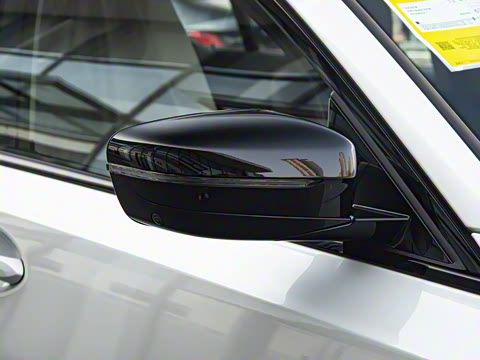 2026�� eDrive 40 L ��ҹ�˶���װ