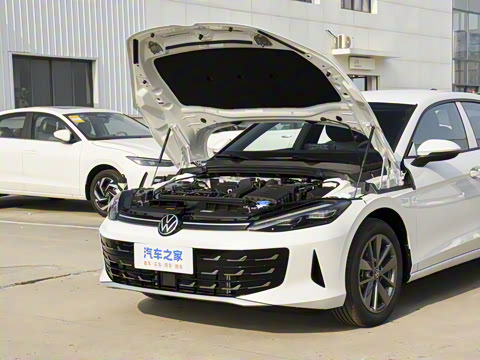 2026�� ���L 300TSI ��а�