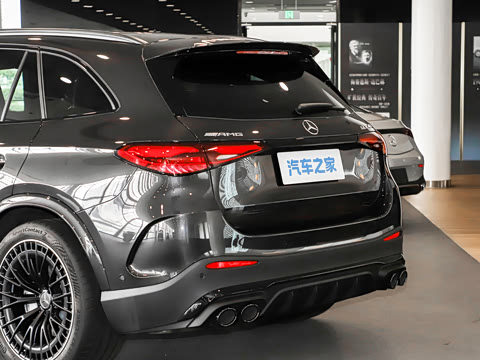 2026�� �Ŀ� AMG GLC 43 4MATIC