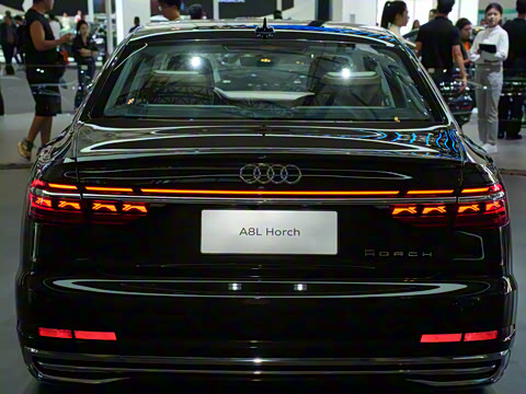 2026�� A8L Horch��ʼ�˰� 60TFSI