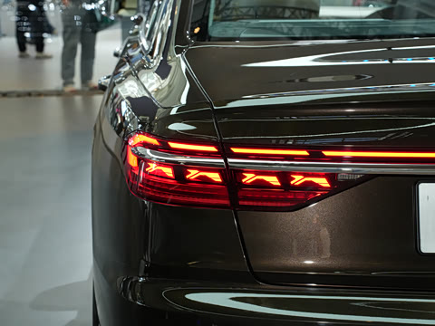 2026�� A8L Horch��ʼ�˰� 60TFSI